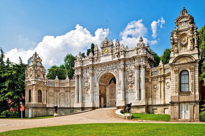 dolmabahce-palace